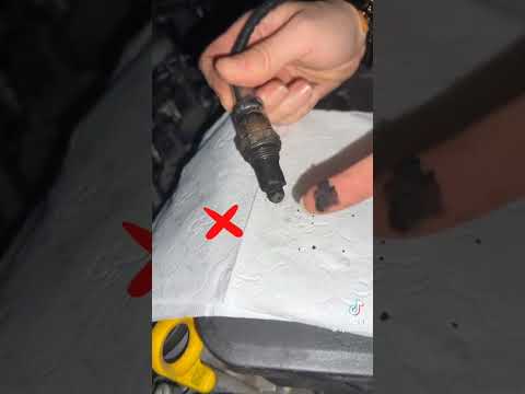 .حساس الأكسجين (O2 Sensor) هو جهاز حيوي في نظام عادم السيارة يقيس نسبة الأكسجين غير المحترق،
