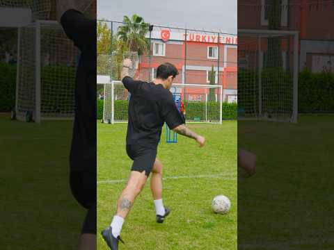ORKUN’DAN İNANILMAZ FRİKİK ATIŞI!