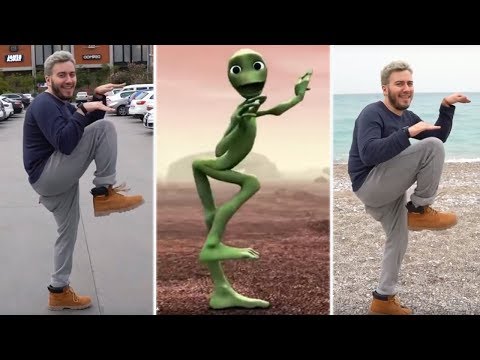 SOKAKTA YEŞİL UZAYLI DANSI YAPTIK