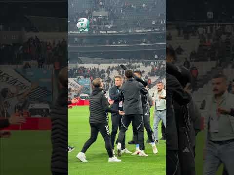 Beşiktaş - Konyaspor Maçı Sonunda Tüpraş Stadyumu'nda Gerginlik!