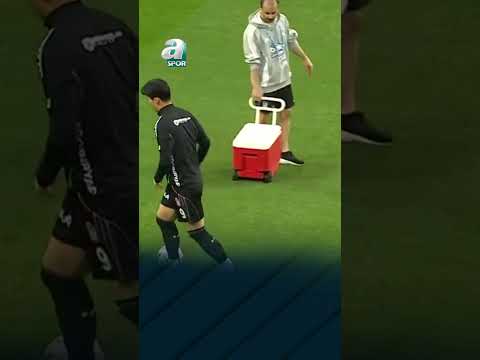 Beşiktaş'ın Güney Koreli Santrforu Hyeon-gyu Oh, Konyaspor Maçı Öncesi Topla Hünerlerini Sergiliyor!