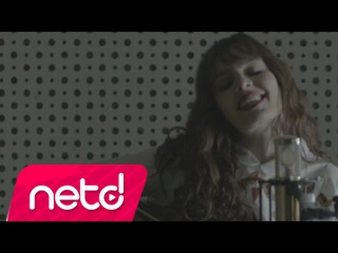 Nil Karaibrahimgil - Hadi İnşallah (Hadi İnşallah Film Müziği)