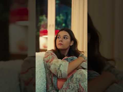 Afra Saraçoğlu | Aşk Bu Mu? Filminden En Komik Sahnelerini İzlemek İçin🔥👇👇#afrasaraçoğlu #shorts
