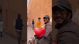 Dünyanın daha fazla sevgiye ihtiyacı var; sevgi vermeyle başlayalım😊#maroc #marocco #marrakech #fas