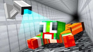 ESCAPING PRISON X DEADLIEST PRISON IN MINECRAFT!