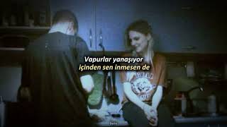 İsmin bir şarkı ve ben hep seni söylerim