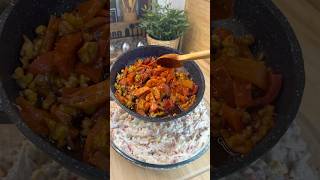 Yoğurtlu erişte salatası tarifi 😍 #erişte #meze #salata #shorts Malzemeler yorumda👇👇