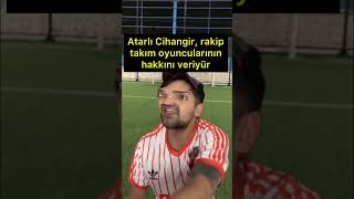 Atarlı çocuk, rakip takıma yargı dağıtıyor #shorts