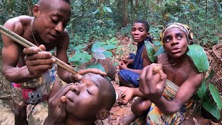 Avcı Toplayıcı Baka Pigme Kabilesi Yağmur Ormanlarında Yaşam 🇨🇲