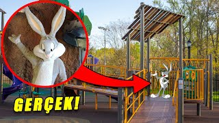 LANETLİ TAVŞAN BUGS BUNNY'İ BULDUM! *Gerçek Hayatta* Minecraft