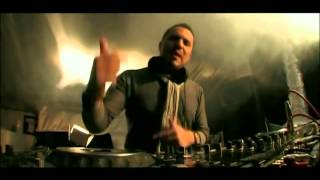 Babi Minune & Denisa & Mr Juve - Jumatate eu, Jumatate tu